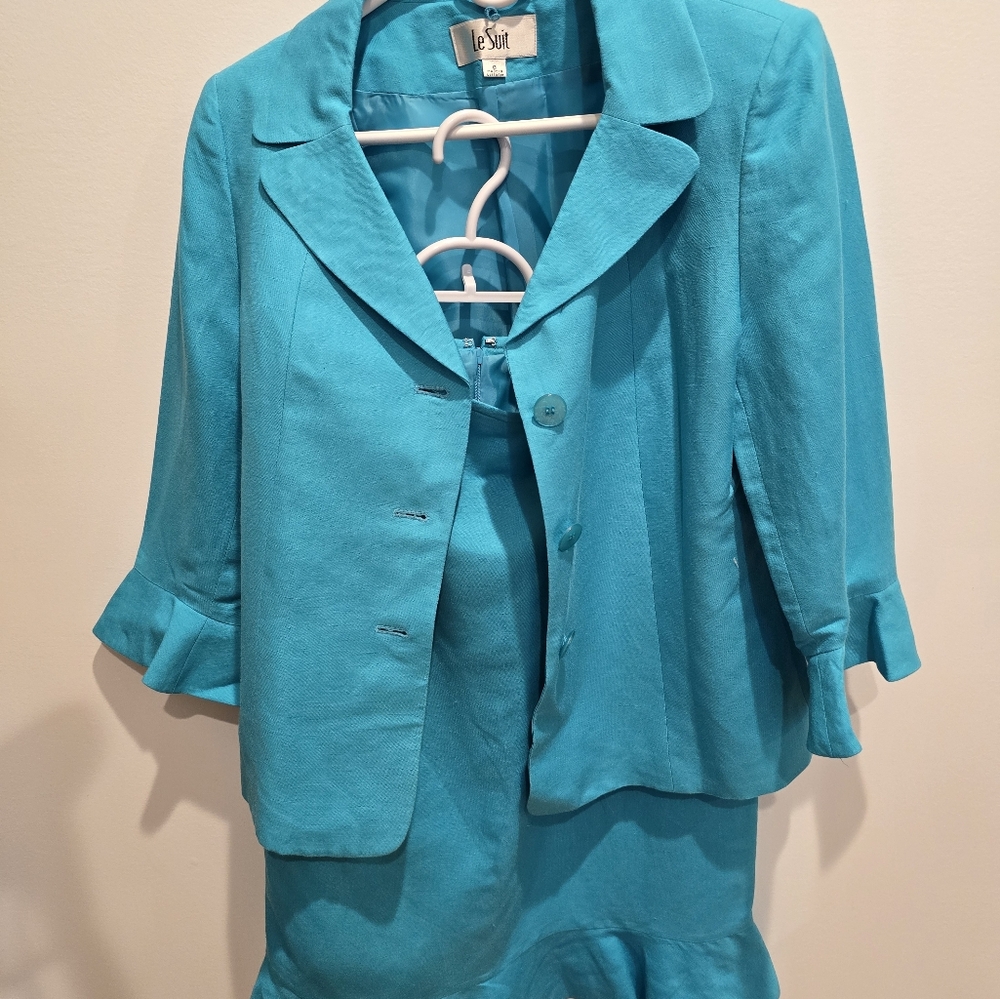 LeSuit Jacket and Skirt Set